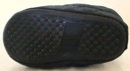 Size 9 child's casual quilted boots / slippers