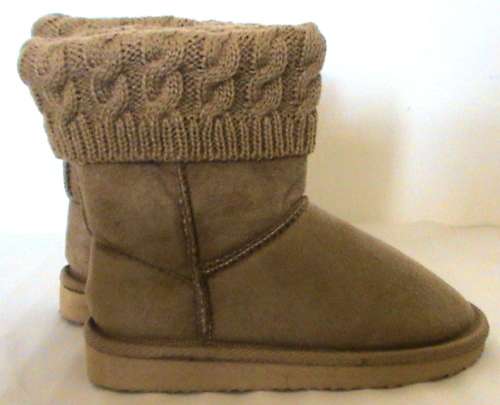Size 10 child's tan boots / slippers