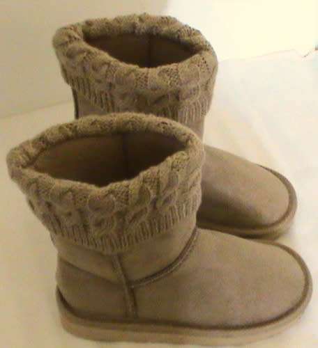 Size 10 child's tan boots / slippers
