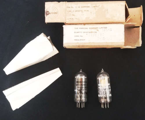 Vintage 1940`s Marconi QO.1655G frequency 7155 KC/S code no. 100/F/30 valves/ tubes x 2 qty