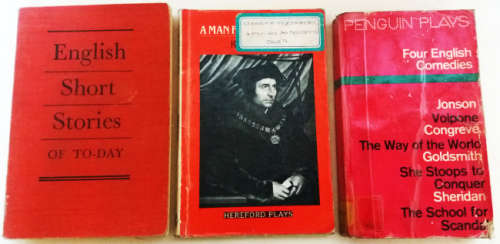 English Short Stories of To-day (Oxford ed.), A man for all seasons and Penguin plays - 4 Comedies
