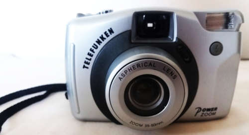 Vintage TELEFUNKEN 35mm Film Viewfinder Camera with power zoom 35-50mm aspheriacl lens & flashlight