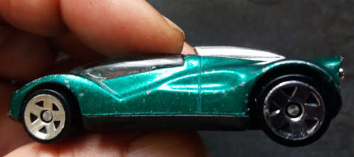 1999 1/64 McDonalds Hot Wheels Metallic Green Die Cast Double Cross Car