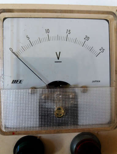 Panel with analogue DC Amperes 0-10A Current meter & DC 0-25V meter - needs to be rewired & mounted
