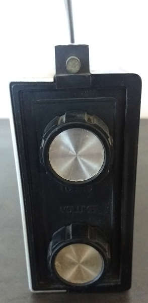 Vintage HI - FI Solid State AM / VHF-AIR Sharleen Transistor radio - working - just needs batteries