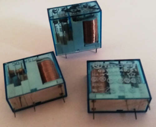 12V Power RELAY single Pole SPDT non latching PCB mount 03 type 40.51-10A 250V (12VDC) Job lot of 3