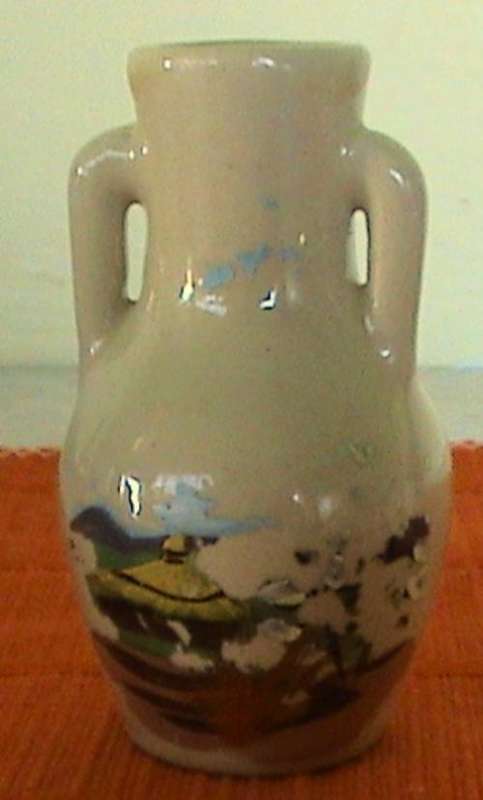 Miniature Zulu huts vase - hand painted - urn shaped