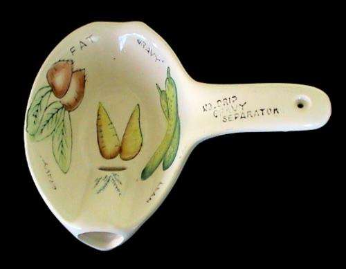 VINTAGE NO-DRIP CERAMIC GRAVY SEPARATOR Made In JAPAN circa 1950s