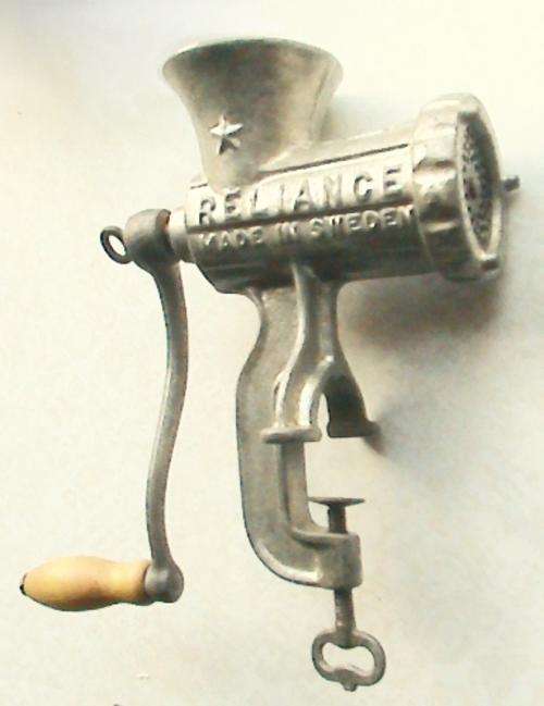 RELIANCE No8 Husqvarna MINCER made in Sweden - Complete