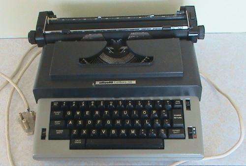 Olivetti Lettera 38 electric typewriter - For repair or spares