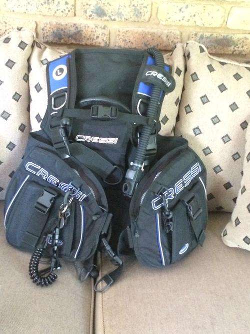 Cressi Aquapro 5R BCD Size Large (Men's)