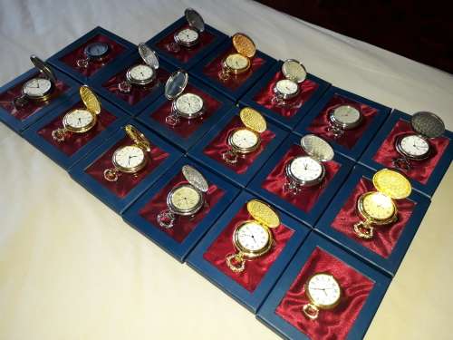 17x Pocket Watches For Sale (Hachette Pocket Watch Collection) Battery Operated