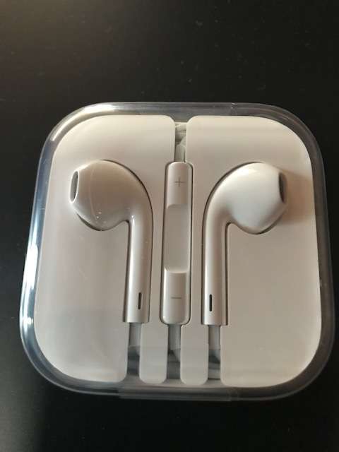 100% Genuine Apple Earpods Headphones Earphones
