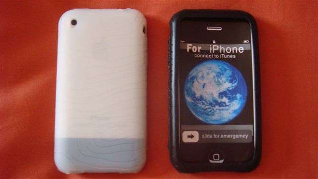 Body Protector for Apple iPhone 3G, 3Gs - Silicone / rubber (Stock clearance)
