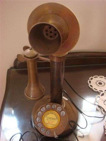 Candlestick telephone - Antique colour