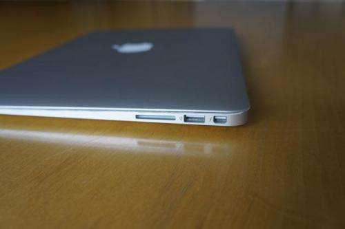 Mid 2012 Macbook Air 13" * 128GB SSD