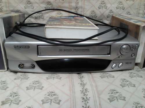 TELEFUNKEN VCR ( VIDEO CASSETTE RECORDER ) WORKING CONDITION  R100