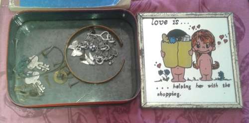 1956 LANDBOU WEEKBLAD, TILE RUMMY SET , COCA COLA BOTTLE, LOVE IS MIRROR,SONY CELLPHONE and more