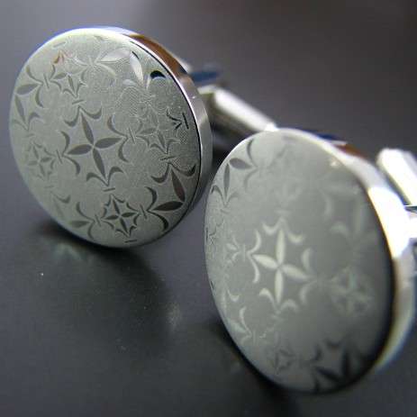 *FREE SHIPPING*   HIGH QUALITY FASHION GREECE RETRO STYPLE CUFFLINKS  CF698