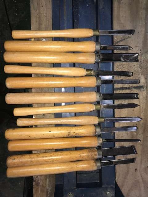Wood Lathe + Set of Woodturing Chisels