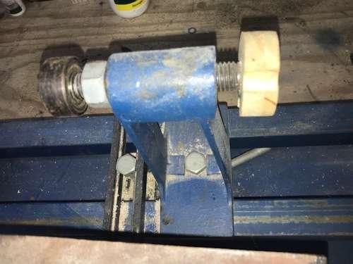 Wood Lathe + Set of Woodturing Chisels
