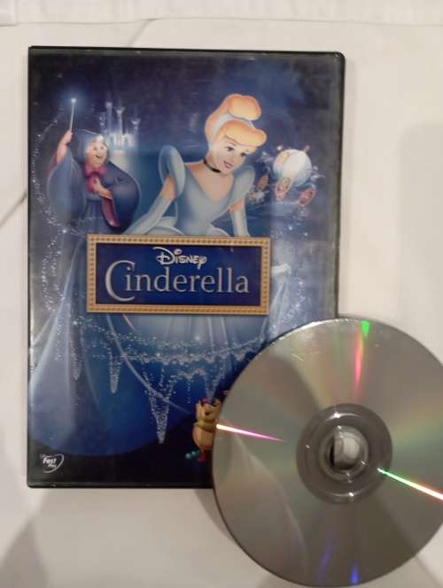 Cinderella (1950) [dvd]