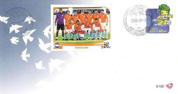 SOUTH AFRICA - 11 JULY 2010 - VERY SCARCE COVER WITH FIFA LICENSED NETHERLANDS TEAM IMAGE