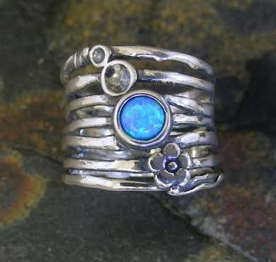 ***R910*** Handmade solid 925 Sterling Silver and Opal ring