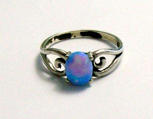 925 Sterling Silver & OPAL Ring ***Value R500***