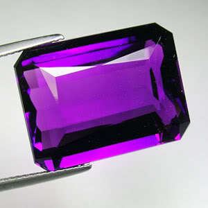 22.85ct  BEAUTIFUL AFRICAN AMETHYST