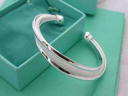 STUNNING STERLING SILVER MESH CUFF BANGLE. NOT TO BE MISSED!!!!