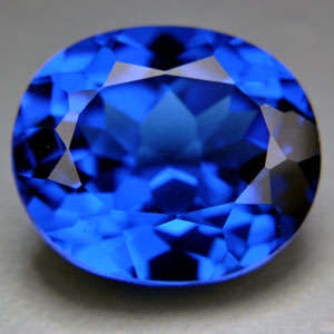 8.80ct STRIKING LONDON BLUE OVAL TOPAZ