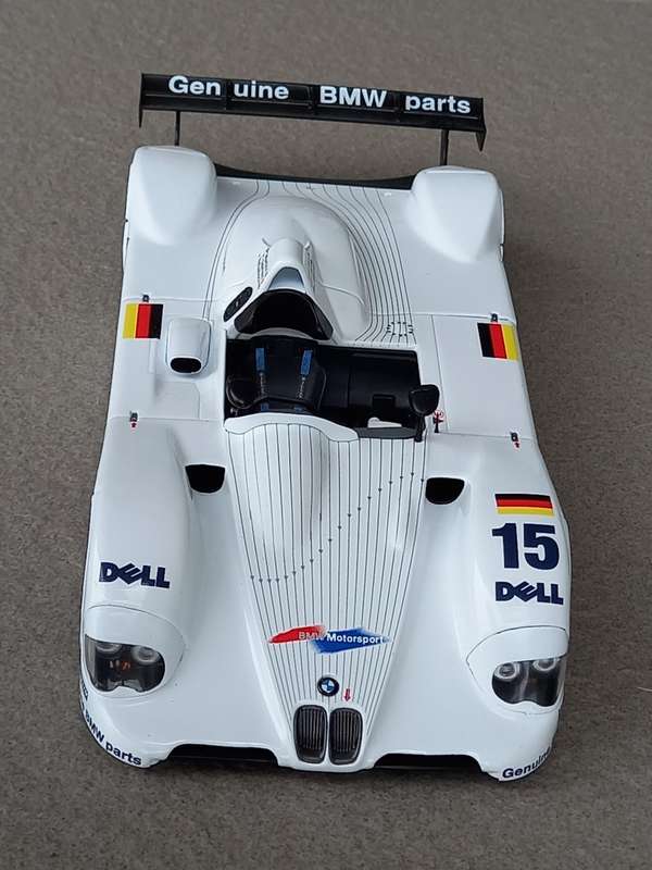 BMW V12 LMR Le Mans winning car 1999 - Kyosho 1/18