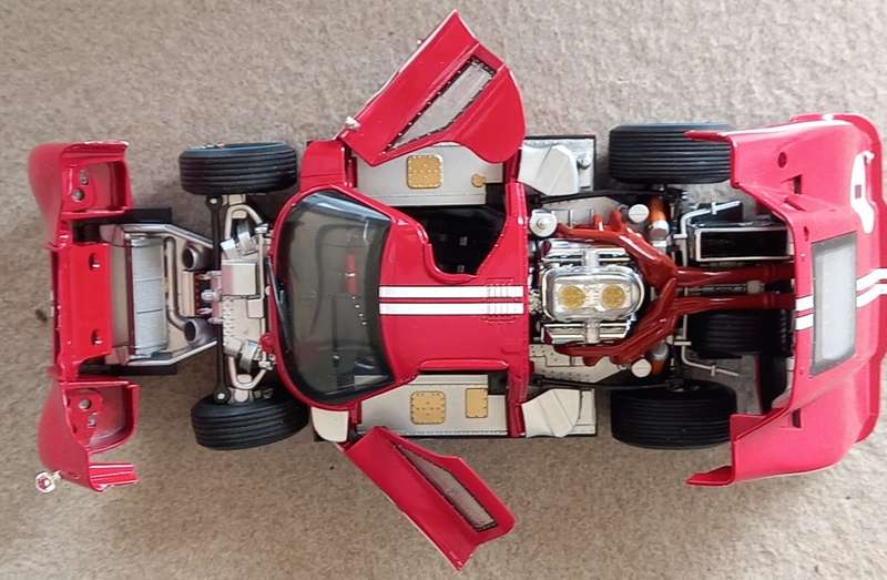 Ford GT40 MkIV - 1967 Le Mans winner - Shelby Collectibles 1/18