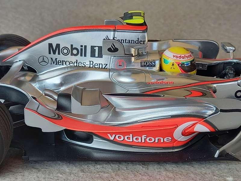 McLaren MP4-22 - 2007 - Hamilton First win Canada - Limited edition - Minichamps 1/18