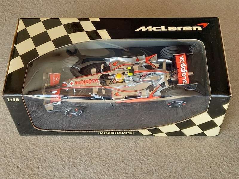 McLaren MP4-22 - 2007 - Hamilton First win Canada - Limited edition - Minichamps 1/18