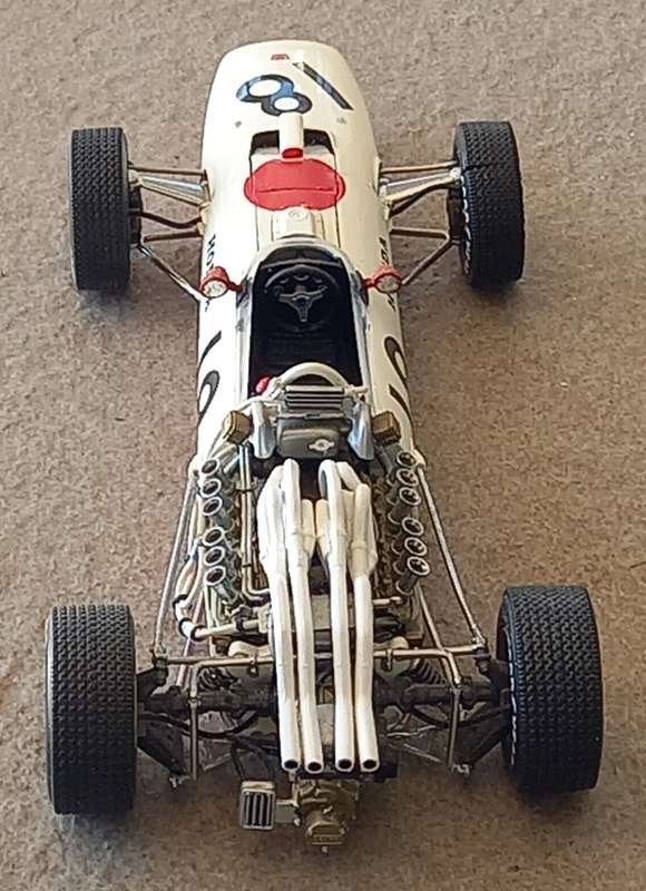 Honda RA 273 V12 - 1966/67 - Ebbro 1/20