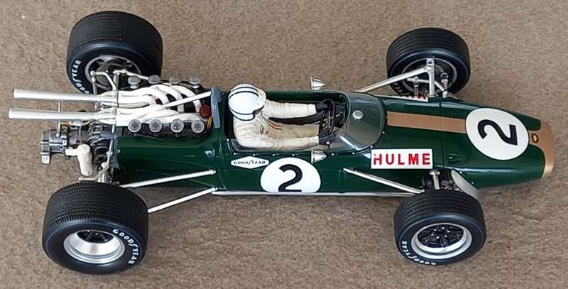 Brabham-Repco BT24 - 1967 World Champion - Denny Hulme - Spark 1/18