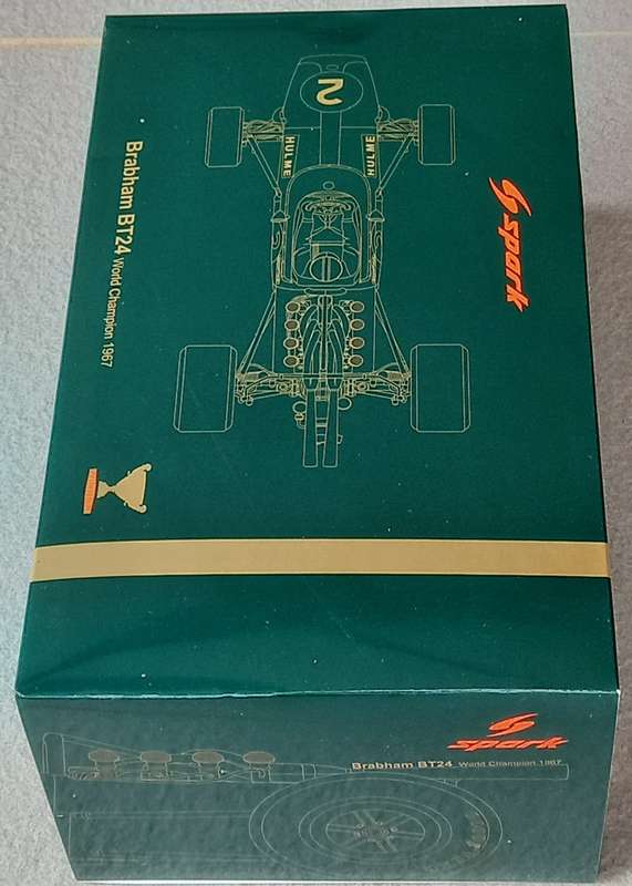 Brabham-Repco BT24 - 1967 World Champion - Denny Hulme - Spark 1/18