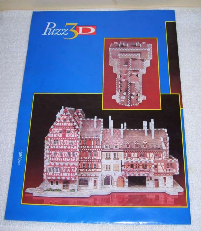 Vintage - 1996/97 - MB PUZZ 3D BAVARIAN MANSION from Milton Bradley (MB)...............