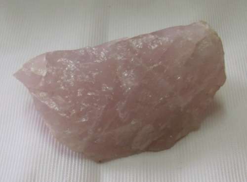 ROSE QUARTZ CRYSTAL Gemstone - 120 grams