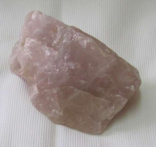 ROSE QUARTZ CRYSTAL Gemstone - 120 grams