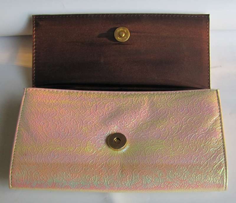 Vintage - 1984 -  Mother of Pearl Coloured Clutch Bag