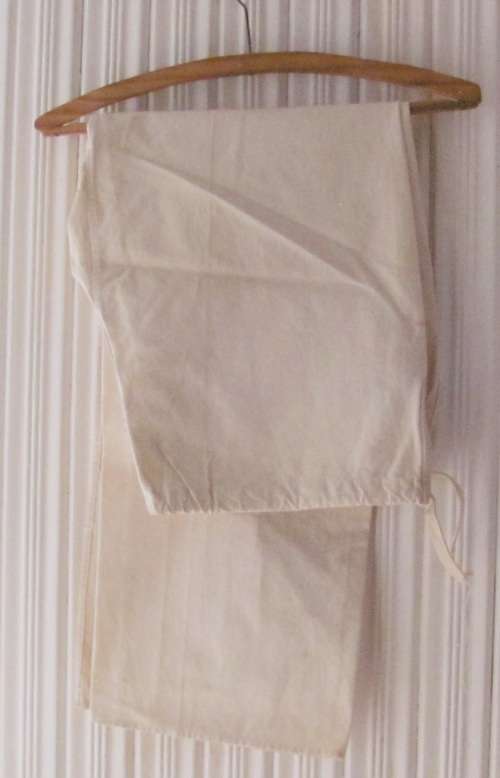 1974/75 - KARATE GI / Uniform / Suit with Original Badges and Belt