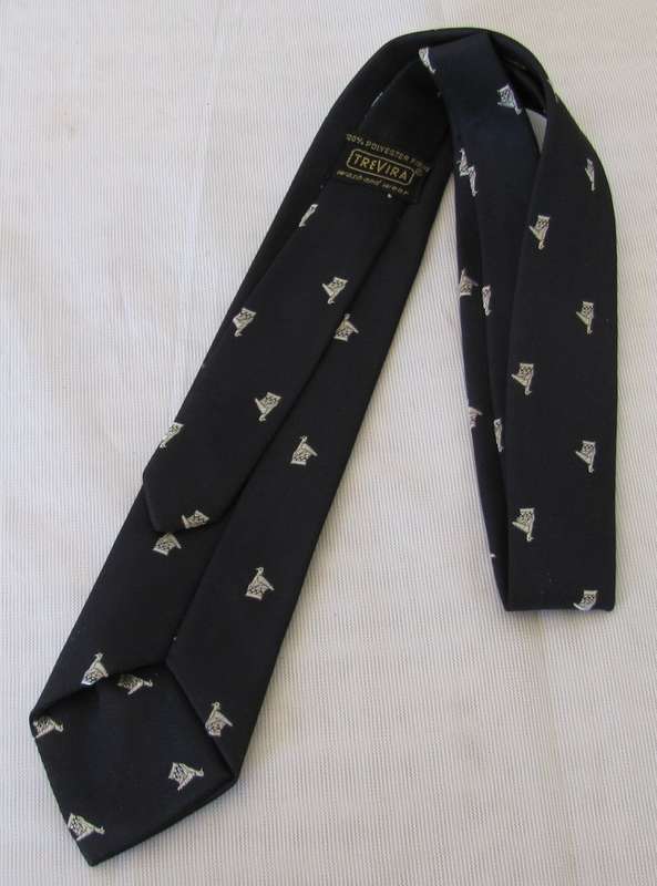 Vintage - 1970's TREVIRA Rhodesia Men's Tie with Embroidered Zimbabwe Birds
