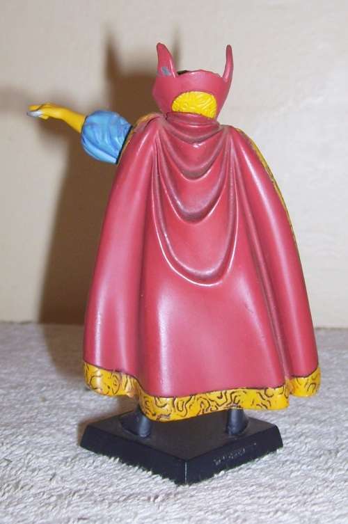 The Classic Marvel Figurine Collection - DR STRANGE - 2007 - Flawed with magazinene ................