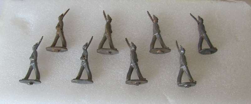 Lead Soldiers - 8 x Marching Infantry Riflemen - For Building an Army - Unfinished