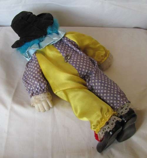 Vintage - Windup Musical Porcelain Clown with bendable Arms - 34cm