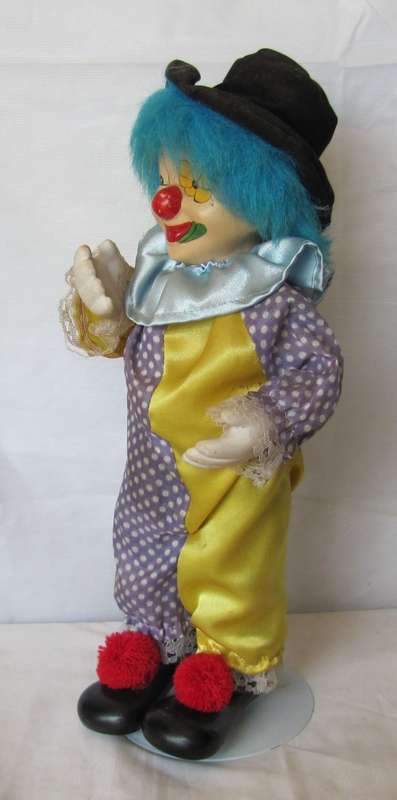 Vintage - Windup Musical Porcelain Clown with bendable Arms - 34cm