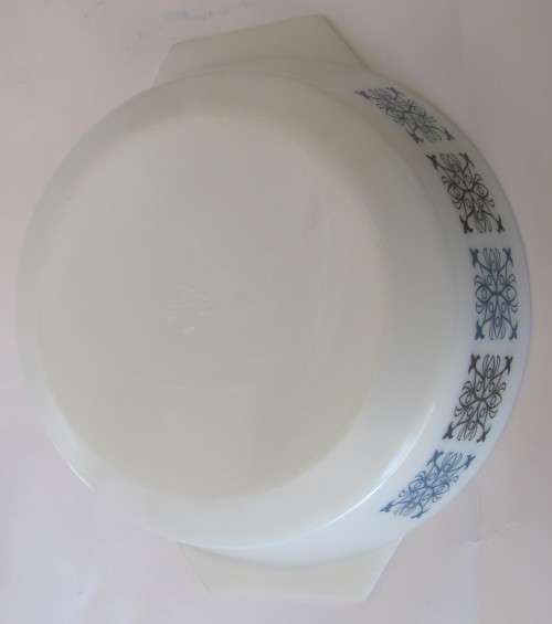 Vintage 1950`s- 1960`s JAJ Chelsea 2 Pint Oven Proof Bowl with Lid made in England - Ovenware PYREX